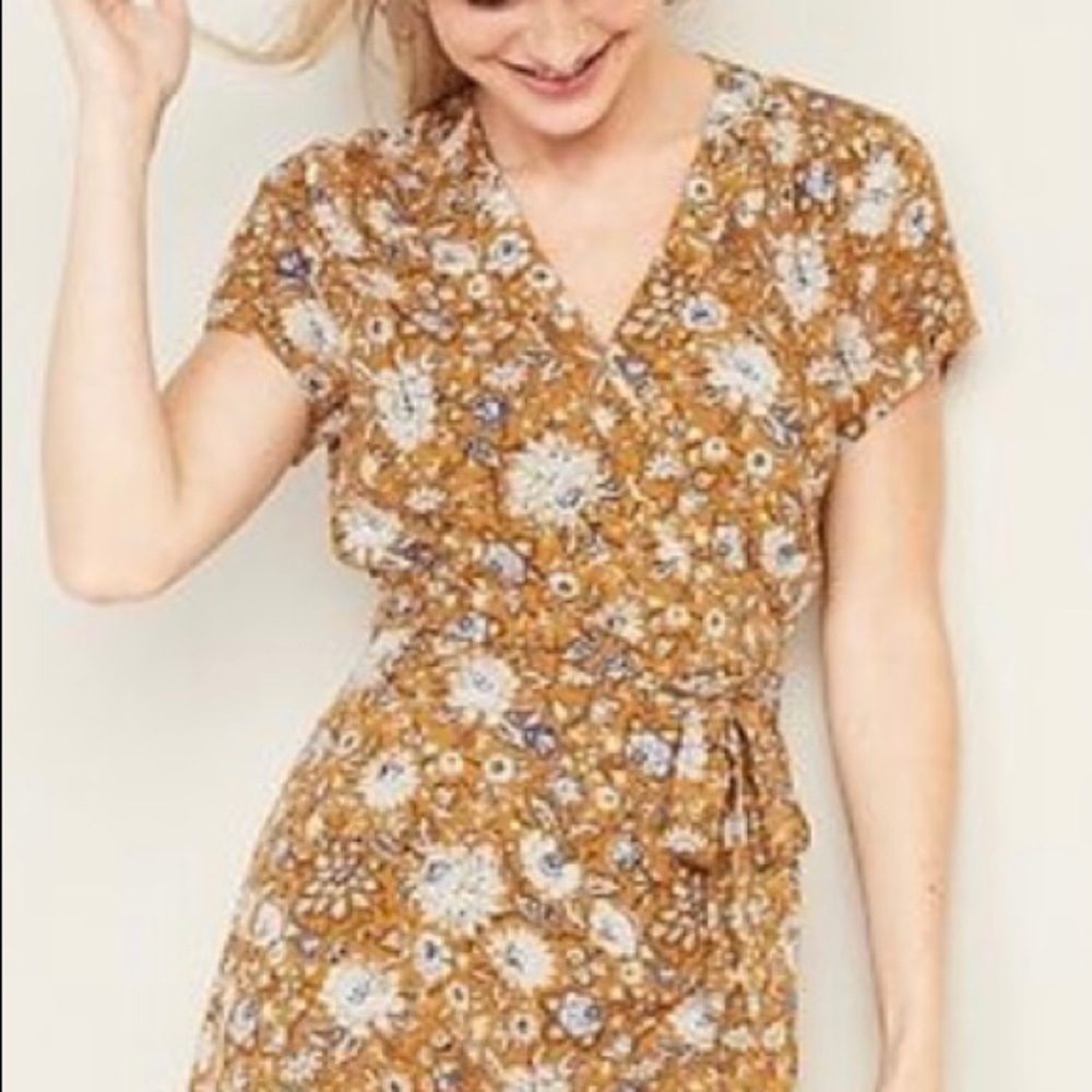 Old Navy Wrap dress with Cap Sleeves